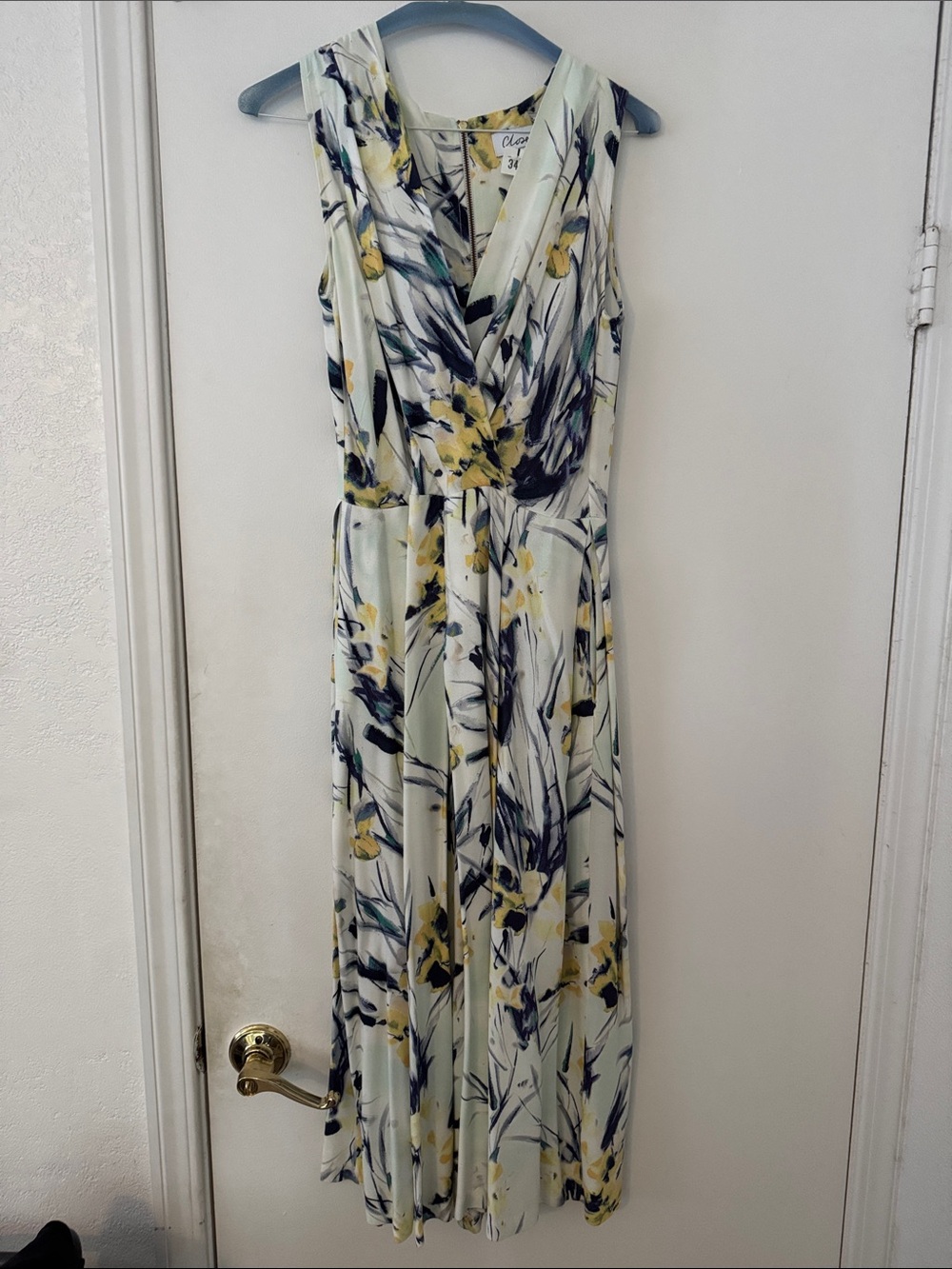 Closet London Floral Sleeveless Midi Dress in Pale Mint, Yellow & Navy